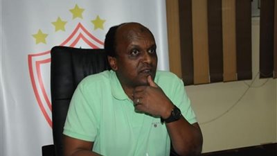 تيجانا يؤازر لاعبي الزمالك قبل مواجهة بيراميدز