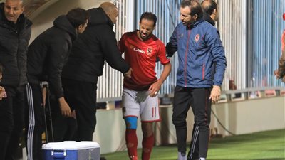 طبيب الأهلي: “الحاوي” لا يحتاج للتدخل للجراحي ويعود للتدريبات بعد 5 أسابيع