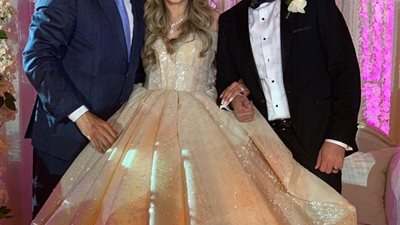 خالد يوسف في حفل زفاف نجلة شقيقه  (صور)