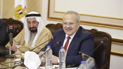 رئيس جامعة القاهرة: إطلاق اسم حاكم الشارقة على أول مدرج ومعمل بالفرع الدولي