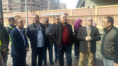 رئيس المترو والعضو المنتدب يتفقدان اللمسات النهائية بمحطة المرج الجديدة قبل افتتاحها (صور)