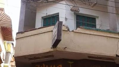 سقوط شرفة عقار تسفر عن إصابة شخص بالغربية (صور)