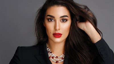 ياسمين صبري تستعرض رشاقتها بـ”فتح حوض”.. ومتابعيها: “الليونة والنعومة والمرونة” (صورة)