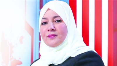 على طريقة شيرين.. رئيسة حزب جزائري: رأيت بوتفليقة في المنام وقالي لي “أنني مغبون” (صور)