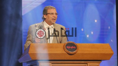 خالد يوسف يكشف موقف فيديوهاته ويتساءل: “لماذا تم فتح القضية الآن بعد 3 سنوات؟” (فيديو)