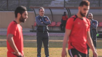 لاسارتي يعالج أزمة الفرص الضائعة مع لاعبي الأهلي.. غدًا