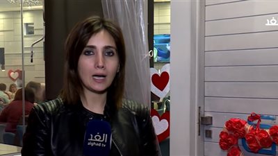 شاهد.. مقهى للمكفوفين للاحتفال بـ”عيد الحب” في لبنان (فيديو)