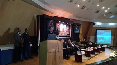 العناني: كارنيهات طلابية لزيارة المناطق الأثرية بـ125 جنيه سنويا (صور)