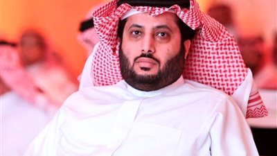 عاجل.. تركي الشيخ يصفي استثماراته في مصر.. ويبيع بيراميدز لإماراتي (صورة)