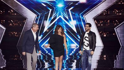 “استخدموا البازر الذهبي مرتين”.. استعراضات فنية مذهلة  في “Arabs Got Talent 6” (صور)