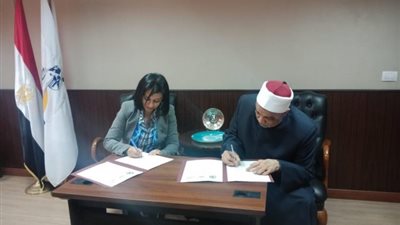 بروتوكول تعاون بين الأوقاف و”القومي للمرأة” لاستخراج 40 ألف بطاقة مساعدة لغير القادرات (صور)
