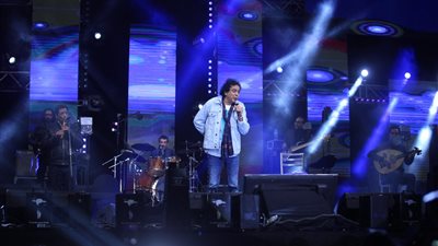 الكينج محمد منير يتألق فى حفله بالقاهرة الجديدة