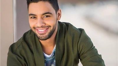 أحمد جمال يٌعلن إصابة والدته بفيروس كورونا ويطالب بالدعاء لها (صورة)