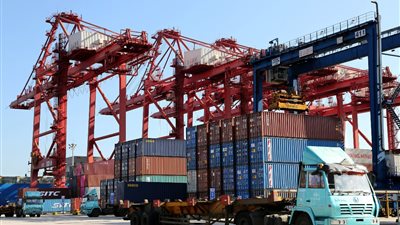 وزيرة التجارة: قطاعا مواد البناء والذهب قادا ارتفاع الصادرات في 2020