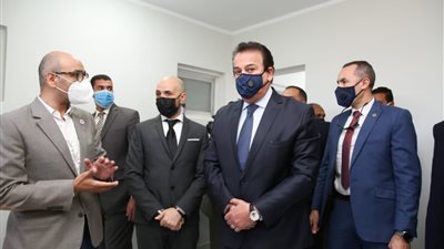 جامعة مصر للعلوم والتكنولوجيا تشكر  وزير التعليم العالي لافتتاحه 