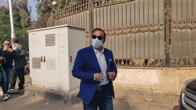 أيمن يونس: فكرة إلغاء تقنية الفيديو غير مطروحة