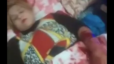 طفل يستغيث: 