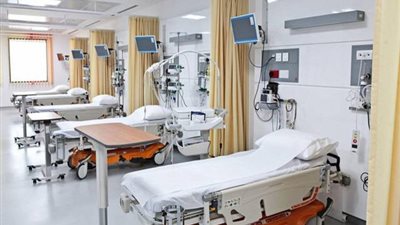 محافظ قنا: مستشفيات العزل تضم 684 سريرًا لاستقبال حالات كورونا