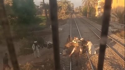 للمرة الثانية خلال شهر.. يقظة قائد قطار تمنع اصطدامه بـ