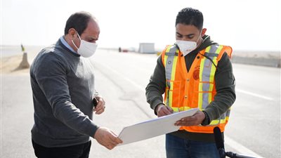 السيسي: الطريق الدائري الأوسطي إضافة كبيرة لمنظومة شبكة الطرق ونقلة نوعية في الحركة المرورية