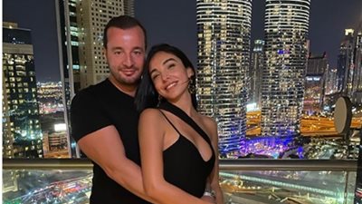 للسنة الثانية.. سلمى أبو ضيف تثير التساؤلات حول ارتباطها برئيس تحرير مجلة شهيرة بعد ظهورهما في دبي (صور)