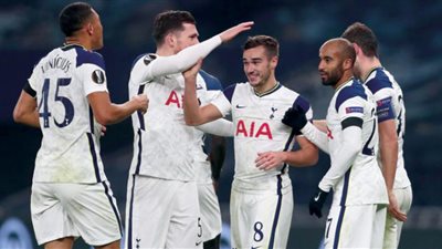 قبل مواجهة ليدز يونايتد.. إصابة ثنائي توتنهام بفيروس كورونا