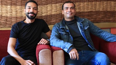 شبيه عمرو دياب عن هجوم البعض عليه: 