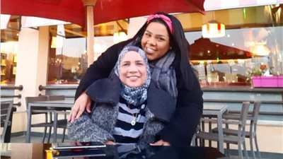 شيماء سيف تحتفل بعيد ميلاد والدتها: