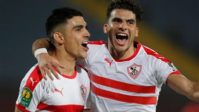 أيمن يونس يمنح المغربي أشرف بن شرقي وعدًا خاصًا بشأن مستقبله مع الزمالك