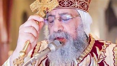 رئيس مجلس الشيوخ يهنئ البابا تواضروس بعيد الميلاد المجيد 