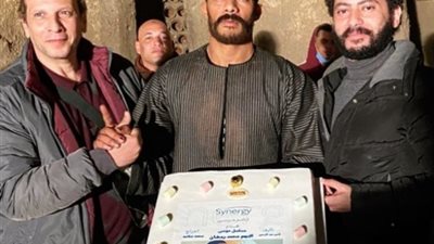 محمد رمضان ينشر أول صورة من كواليس تصوير مسلسل 