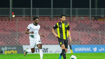 أحمد حجازي يعلق على تأهل اتحاد جدة لنهائي كأس محمد السادس ويكشف حقيقة إيقافه