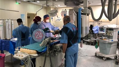 نجاح عمليتين دقيقتين بالمخ في مستشفى جامعة قناة السويس ضمن المبادرة الرئاسية لإنهاء قوائم الانتظار  (صور)