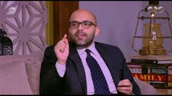 الدكتور أحمد عادل