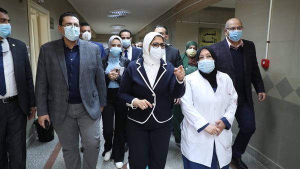 وزيرة الصحة تتفقد