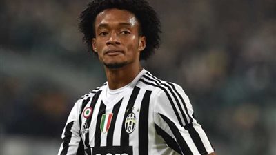 يوفنتوس يعلن إصابة كوادرادو بفيروس كورونا