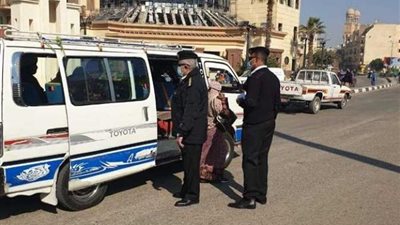 غرامات فورية لـ40 مواطنًا بغرب الأقصر خالفوا قرار  ارتداء الكمامة