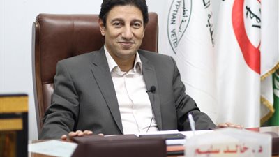 نقيب الأطباء البيطريين: إضافة عام امتياز لكليات الطب البيطري يؤهل الخريجين لسوق العمل