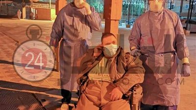 في لفتة إنسانية.. أطباء 