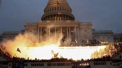 بايدن: الغوغائيون الذين اقتحموا الكونجرس سيحاسبون