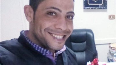 اقترضه صاحبه من البنك لزواج ابنته.. شاب يعيد مبلغ 48 ألف جنيه لصاحبه بعد العثور عليه بطريق البحر  في سوهاج