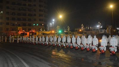 القوات المسلحة تعقم المنشآت الحيوية لمواجهة فيروس كورونا (صور)