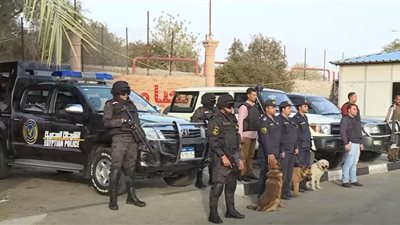 لقطات مهمة من العمليات الأمنية لمواجهة الإرهاب والعناصر المتطرفة (فيديو)