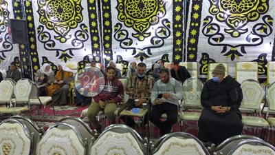 رغم قرار الحظر.. استمرار إقامة العزاء للمرة الثالثة بمركز  بنها في القليوبية (صور وفيديو)