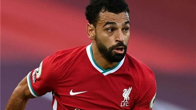 صلاح يسجل الهدف الرابع لليفربول في مرمى أستون فيلا