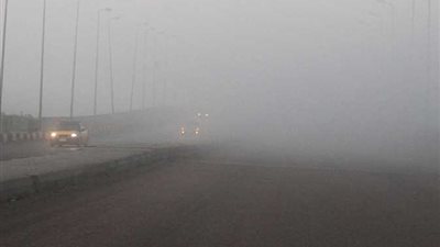 إغلاق طريقي الكريمات و مصر أسوان الزراعي من بني سويف أمام حركة المرور لوجود شبورة كثيفة