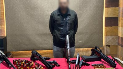 القبض علي شخصين لقيامهما بالاتجار فى الأسلحة النارية والذخائر  بالجيزة
