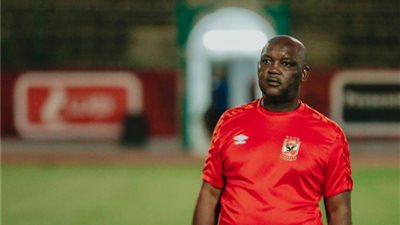 الجبهة اليمنى صداع في رأس بيتسو موسيماني قبل المونديال