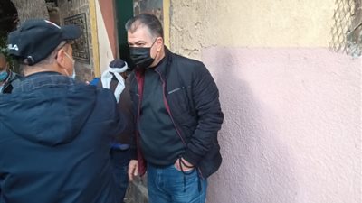 يُدار داخل فيلا.. ضبط وتشميع مصنع للكمامات غير مرخص بالإسكندرية (صور)