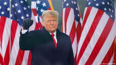 بعد تعليق حساباته.. شركات التكنولوجيا تتخذ مواقف جديدة ضد ترامب